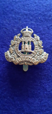 Original WW1 cap badge The Suffolk Regiment